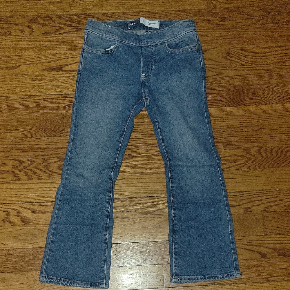 Girls Old Navy Flare Jeans in Medium Blue